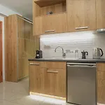 Sunrise Rent Apartment Amoudi