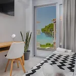 Sunrise Rent * Amoudi