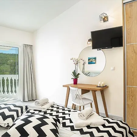Apartment Sunrise Rent Amoudi