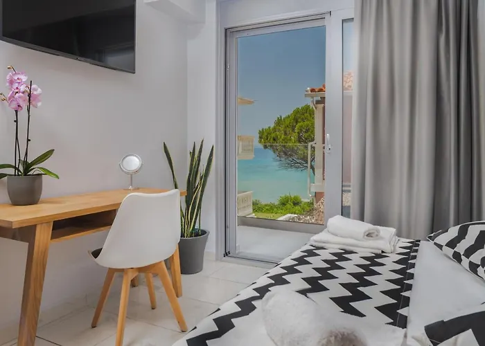 Sunrise Rent * Amoudi